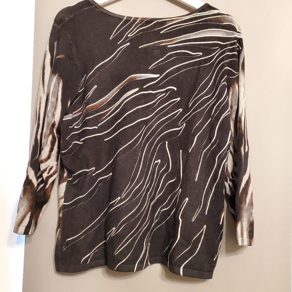 CHAGALL blouse - Picture 6 of 9